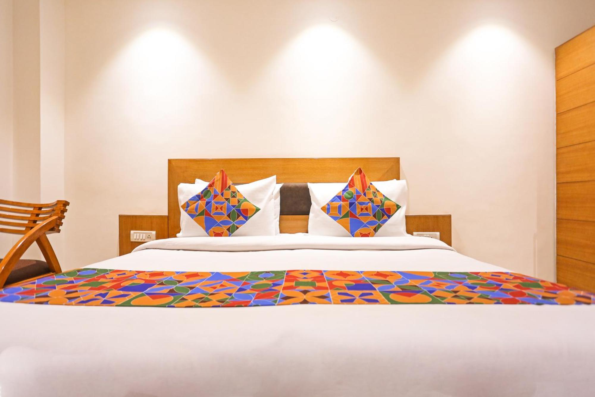 Hotel Fortuner, Karol Bagh, New Delhi Экстерьер фото